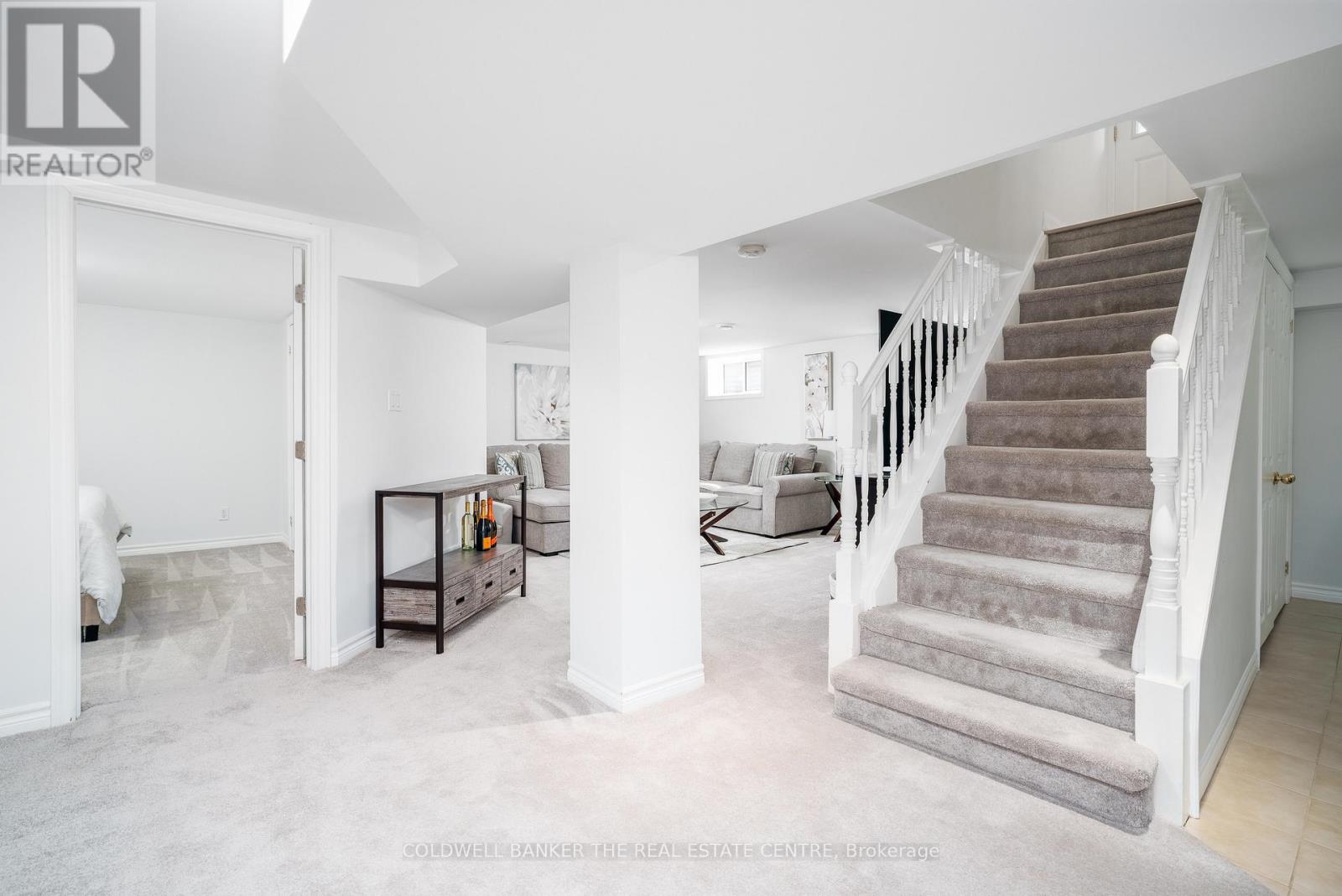 Photo 15 of 272 Avenue Road, Newmarket ON