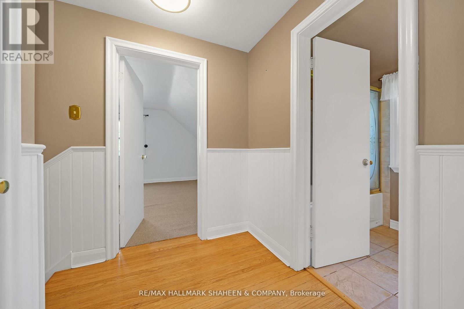 Photo 16 of 99 Lucas Street, Richmond Hill ON