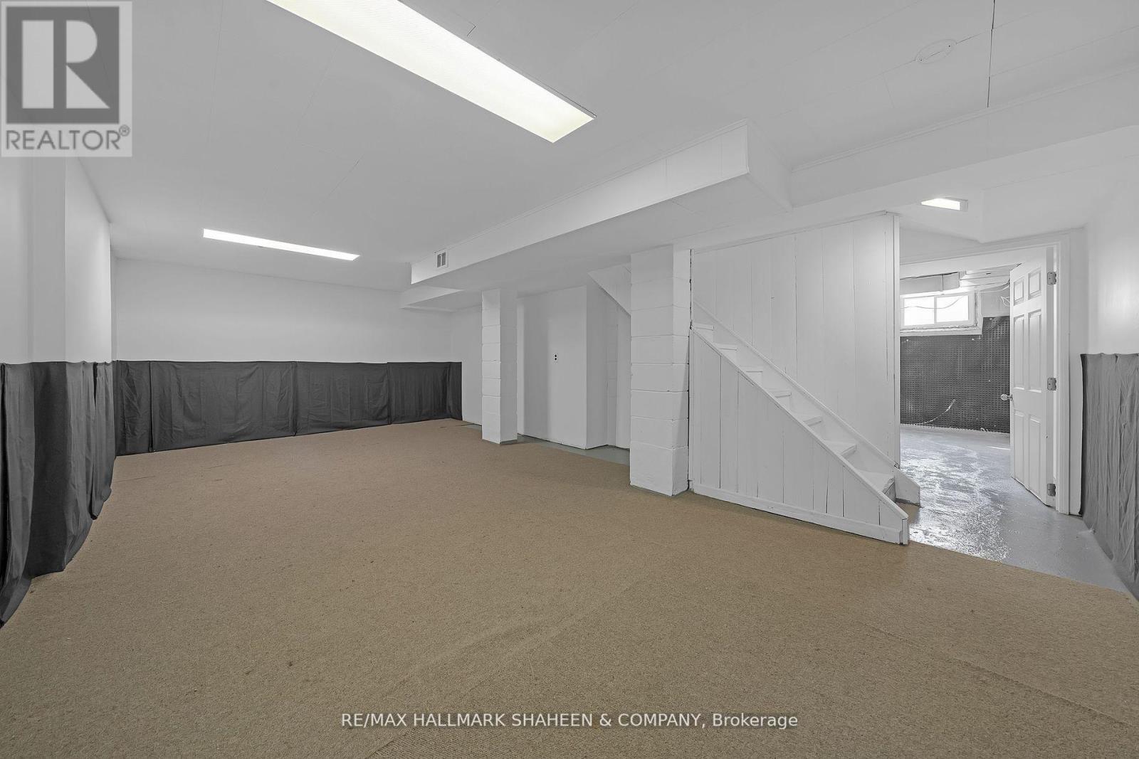 Photo 22 of 99 Lucas Street, Richmond Hill ON