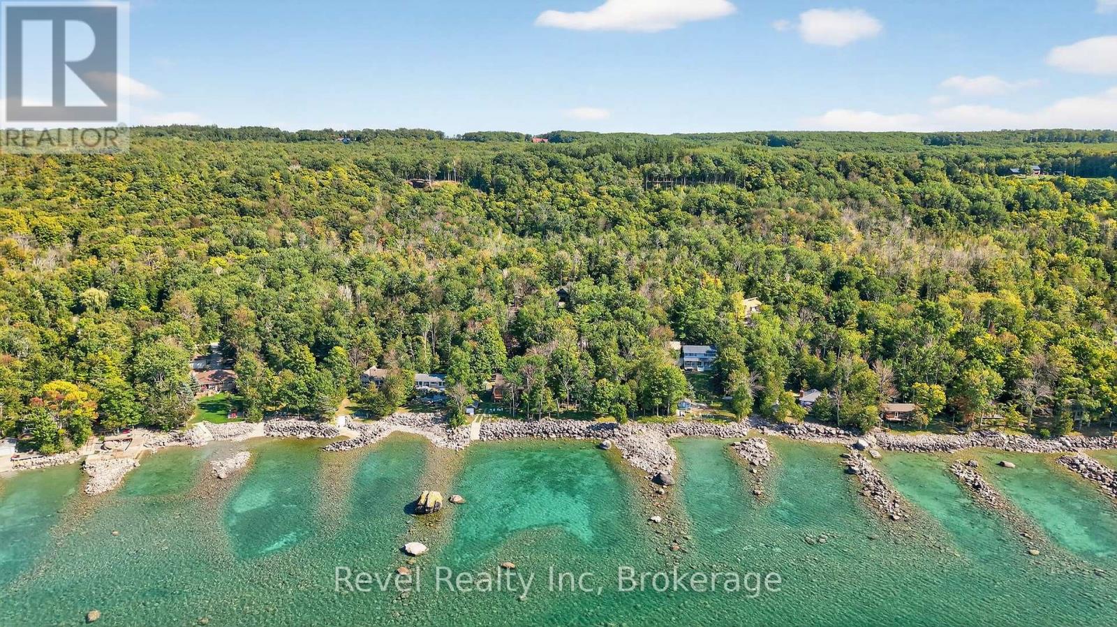 Photo 34 of 517 Silverbirch Drive, Tiny ON