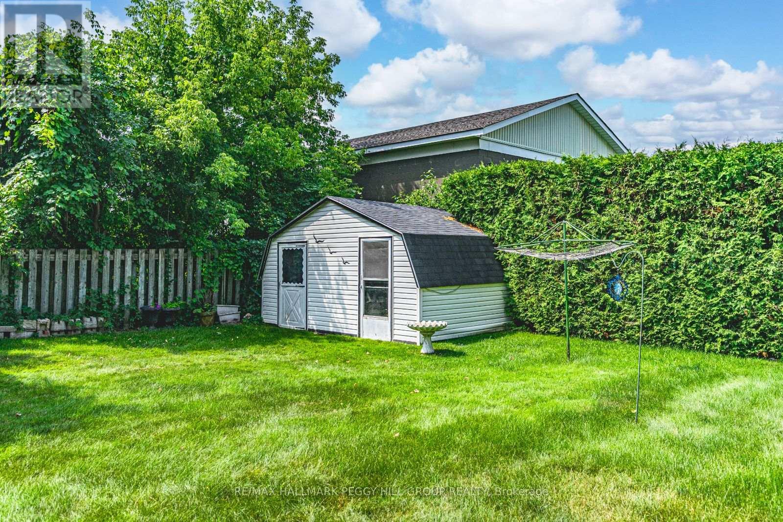Photo 15 of 104 Moberly Street, Collingwood ON