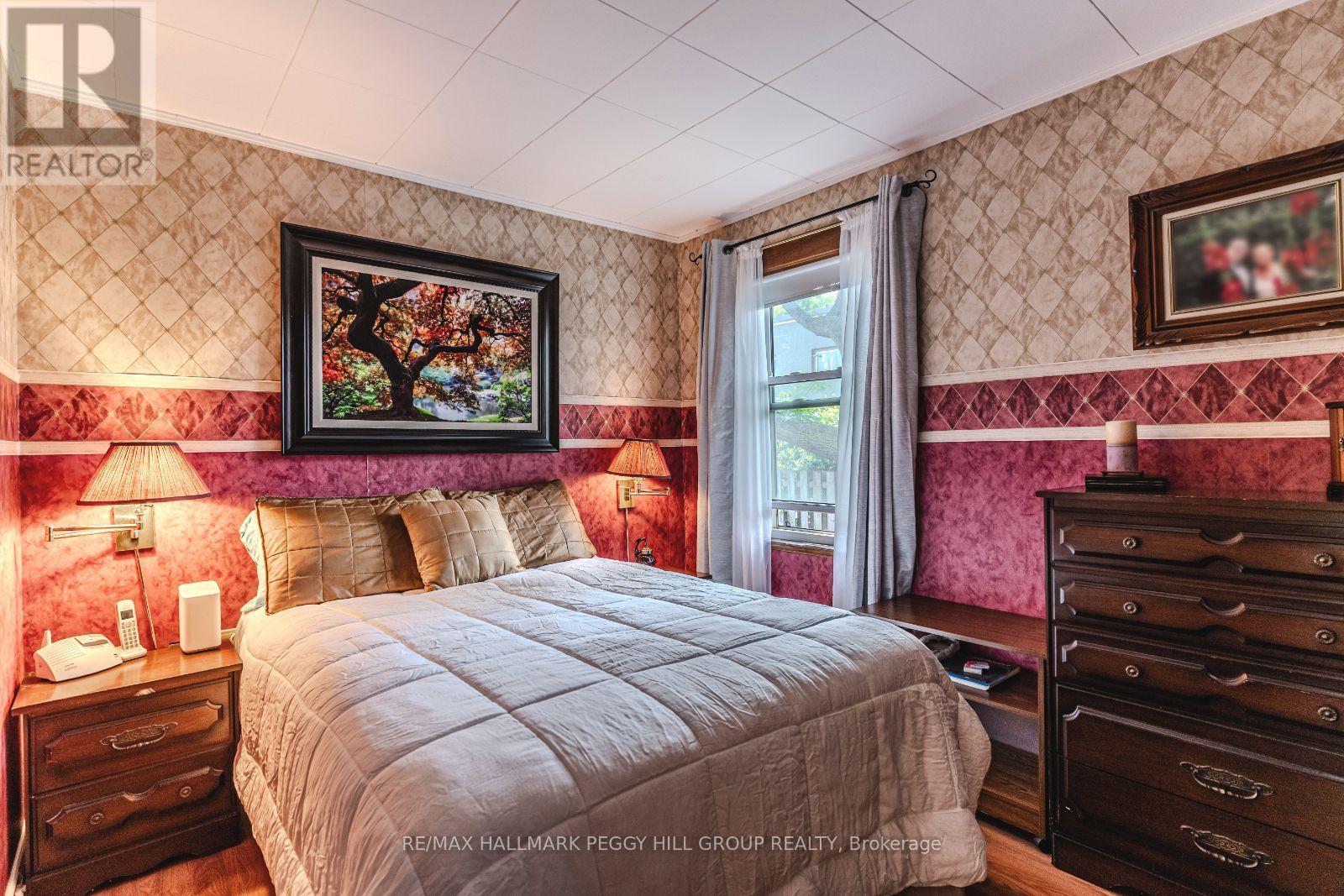 Photo 7 of 104 Moberly Street, Collingwood ON
