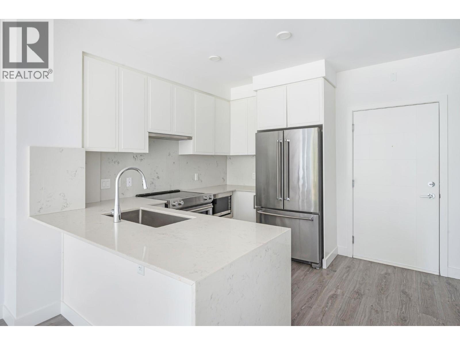 Photo 9 of 102 700 Clarke Road, Coquitlam BC
