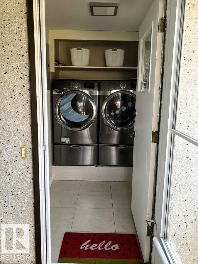 Photo 23 of 15212 86 Av Nw, Edmonton AB