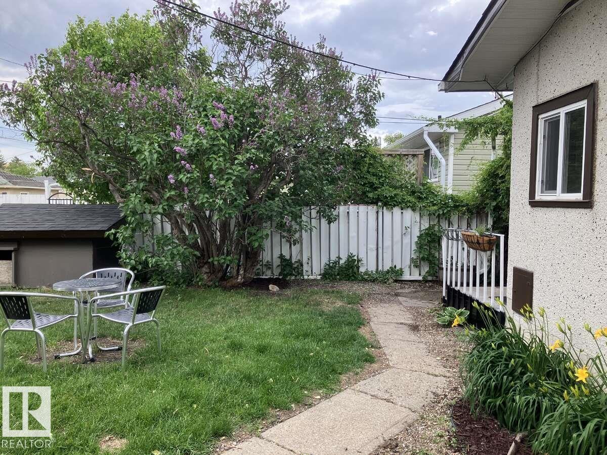 Photo 38 of 15212 86 Av Nw, Edmonton AB