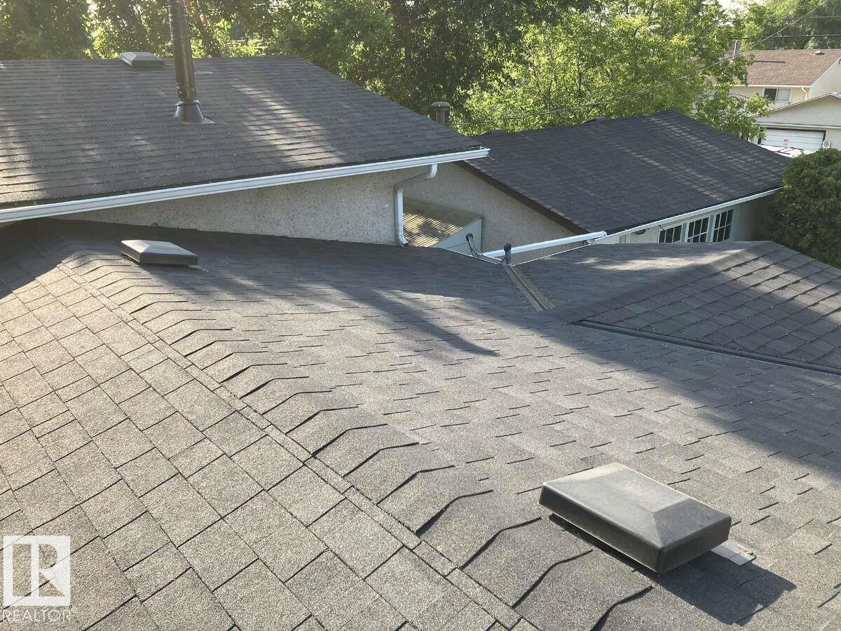 Photo 35 of 15212 86 Av Nw, Edmonton AB