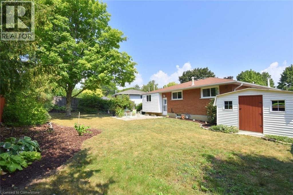 Photo 24 of 14 Hilltop Place, Hamilton ON