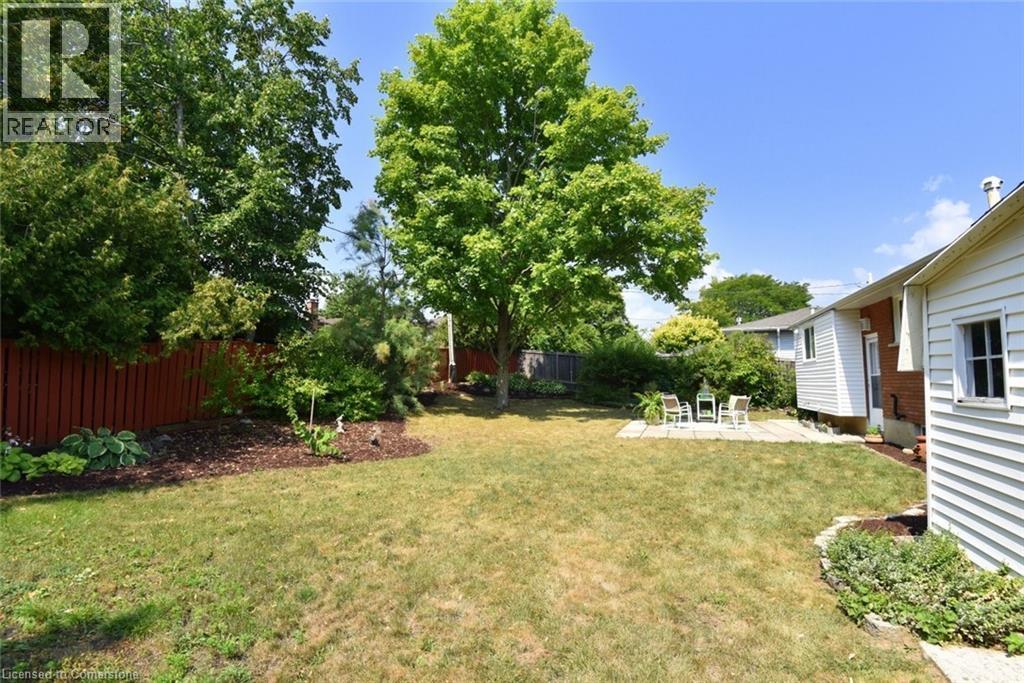 Photo 26 of 14 Hilltop Place, Hamilton ON