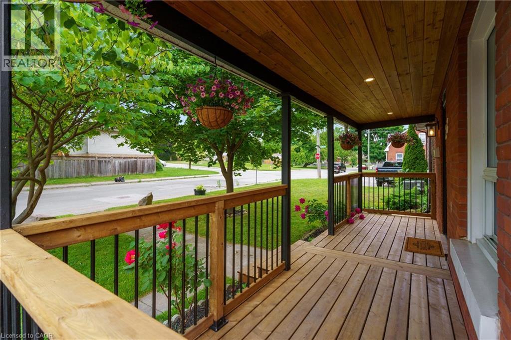 Photo 2 of 23 Drummond Street, Brantford ON
