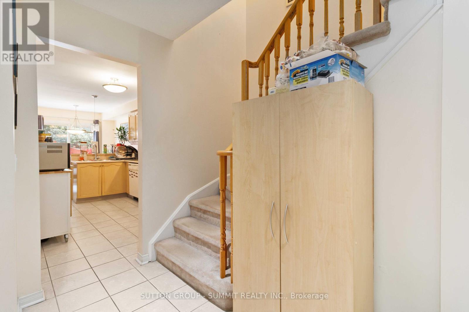 Photo 22 of 90 Twin Pine S, Brampton ON