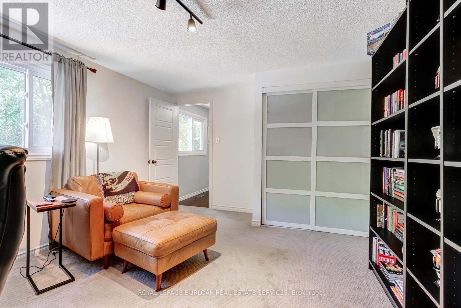 Photo 28 of 1807 Heather Hills Drive, Burlington ON