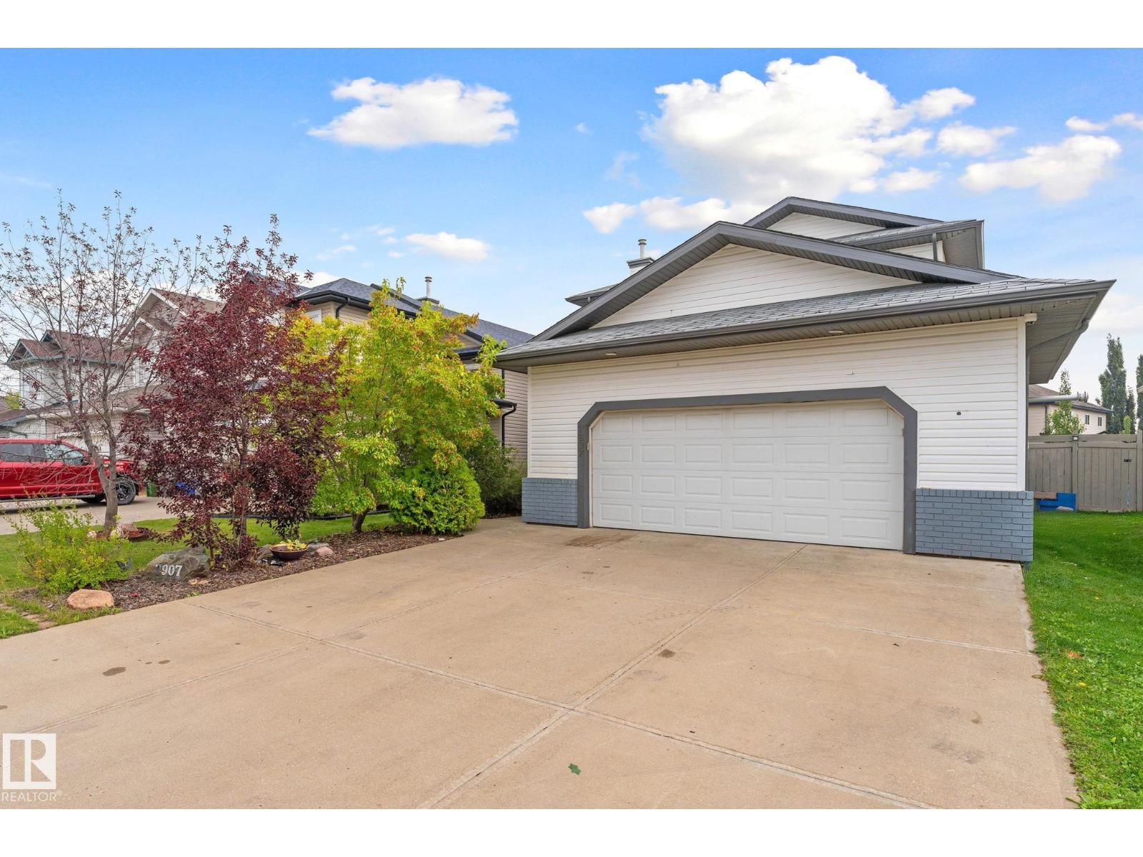 Photo 2 of 7907 96 St, Morinville AB