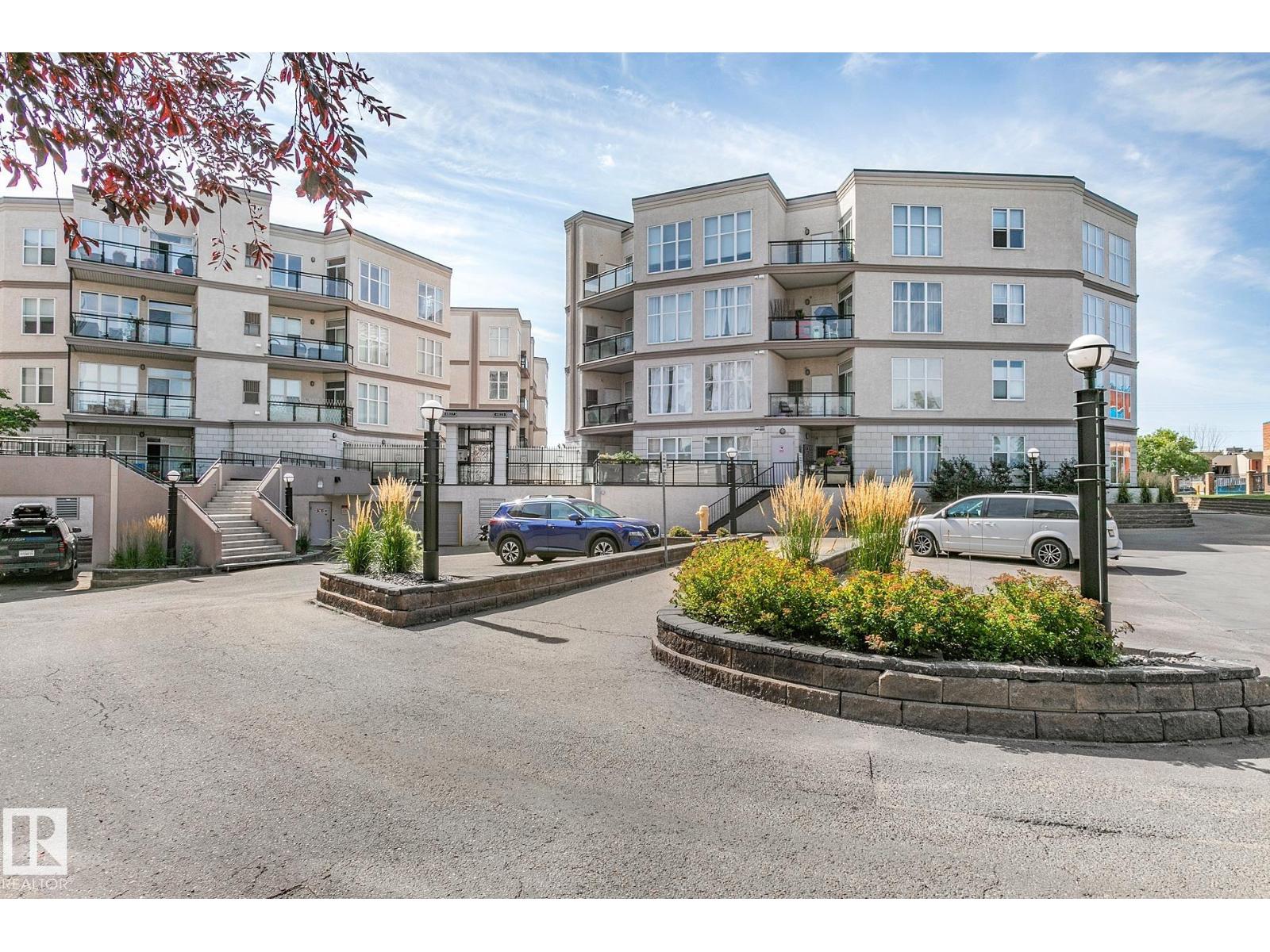 Photo 1 of 352 4827 104 A St Nw, Edmonton AB