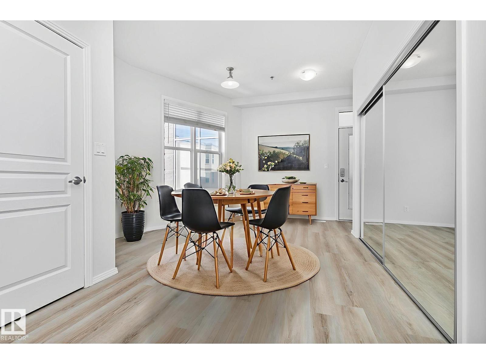 Photo 12 of 352 4827 104 A St Nw, Edmonton AB