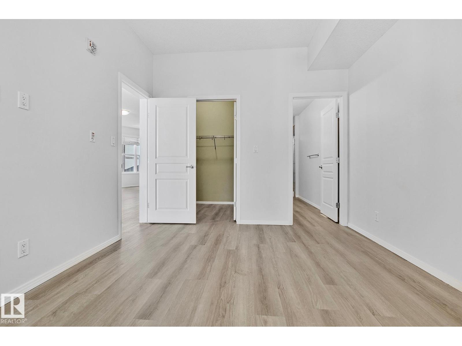 Photo 22 of 352 4827 104 A St Nw, Edmonton AB