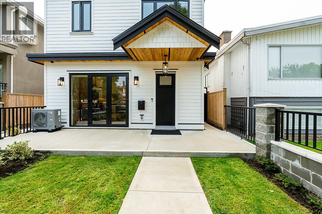 Photo 30 of 1 2248 E 48th Avenue, Vancouver BC