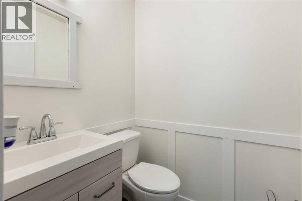 Photo 13 of 1324 Ranchlands Way Nw, Calgary AB
