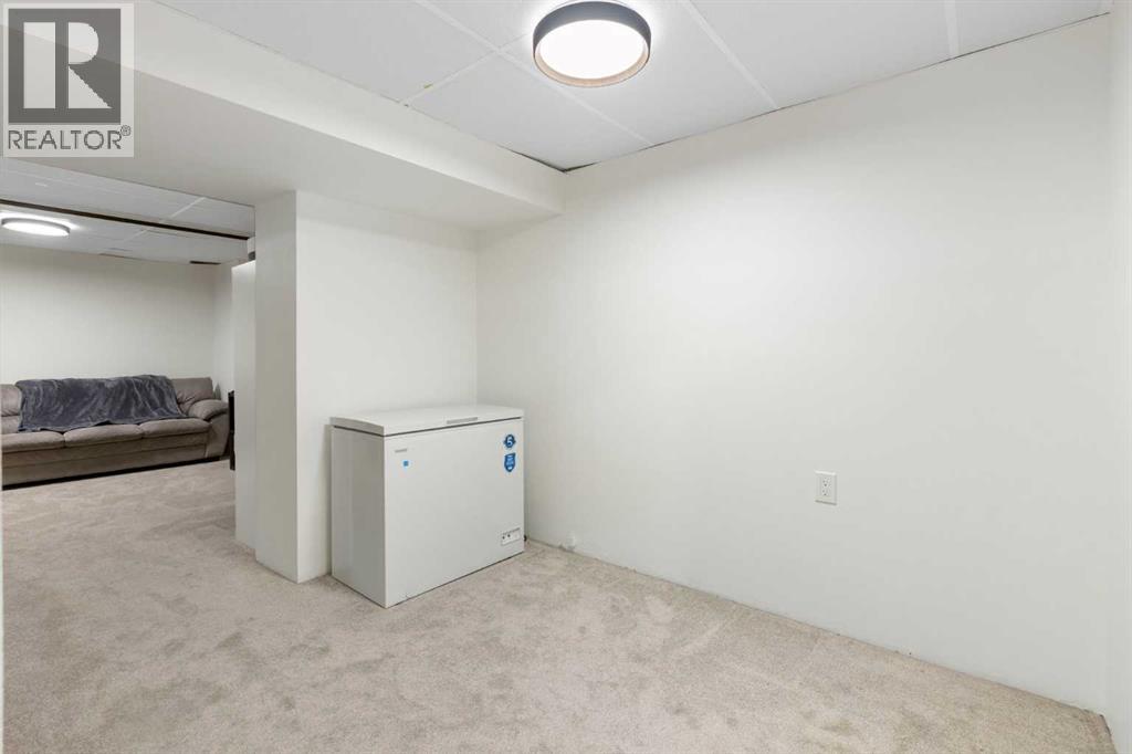 Photo 23 of 1324 Ranchlands Way Nw, Calgary AB