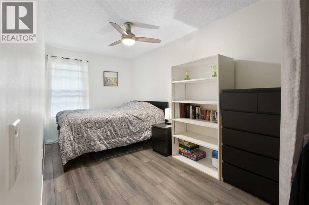 Photo 17 of 1324 Ranchlands Way Nw, Calgary AB