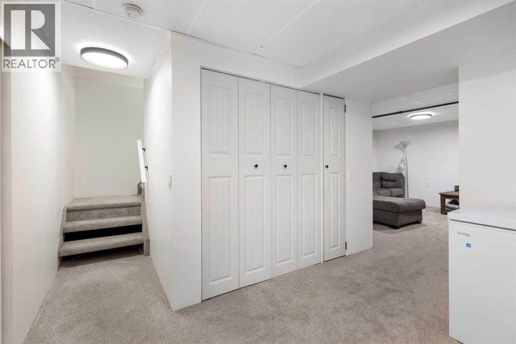 Photo 22 of 1324 Ranchlands Way Nw, Calgary AB