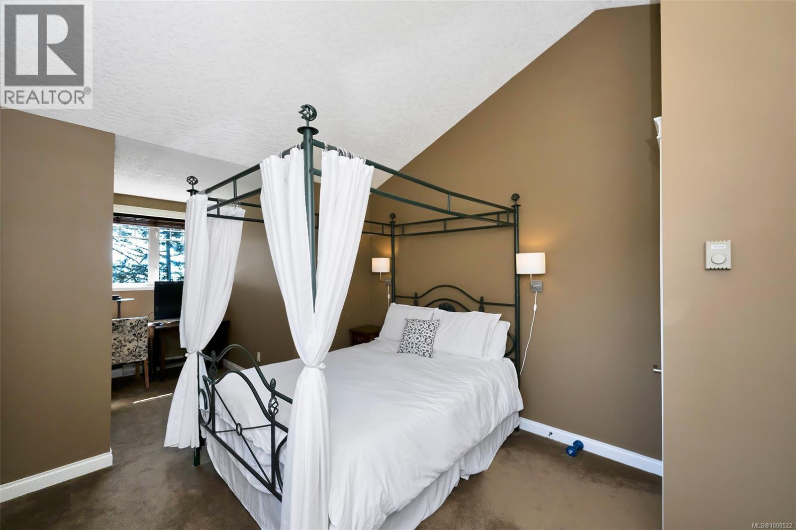 700 Cains Way, Sooke