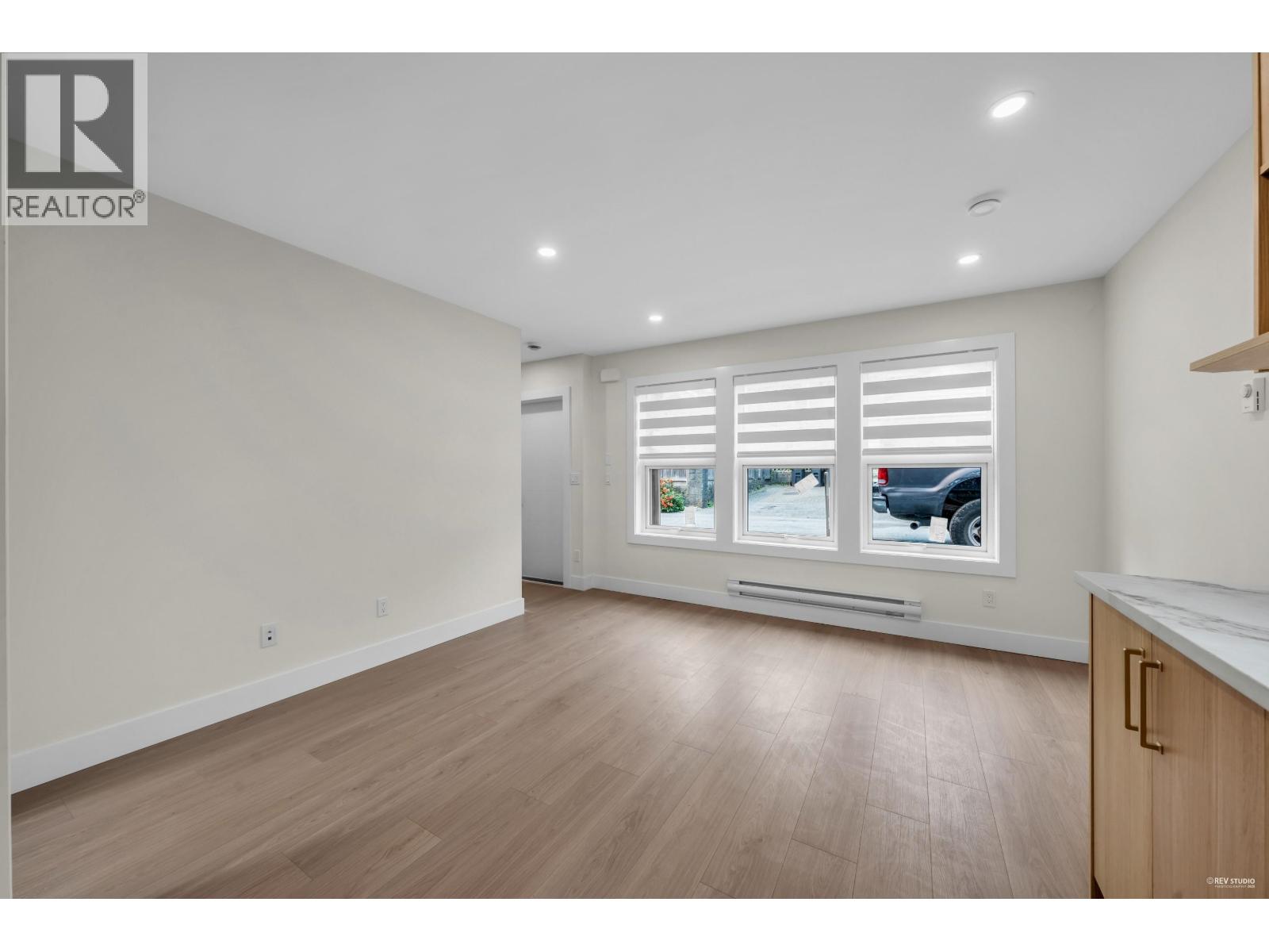 Photo 36 of 1405 Eighth Avenue, New Westminster BC