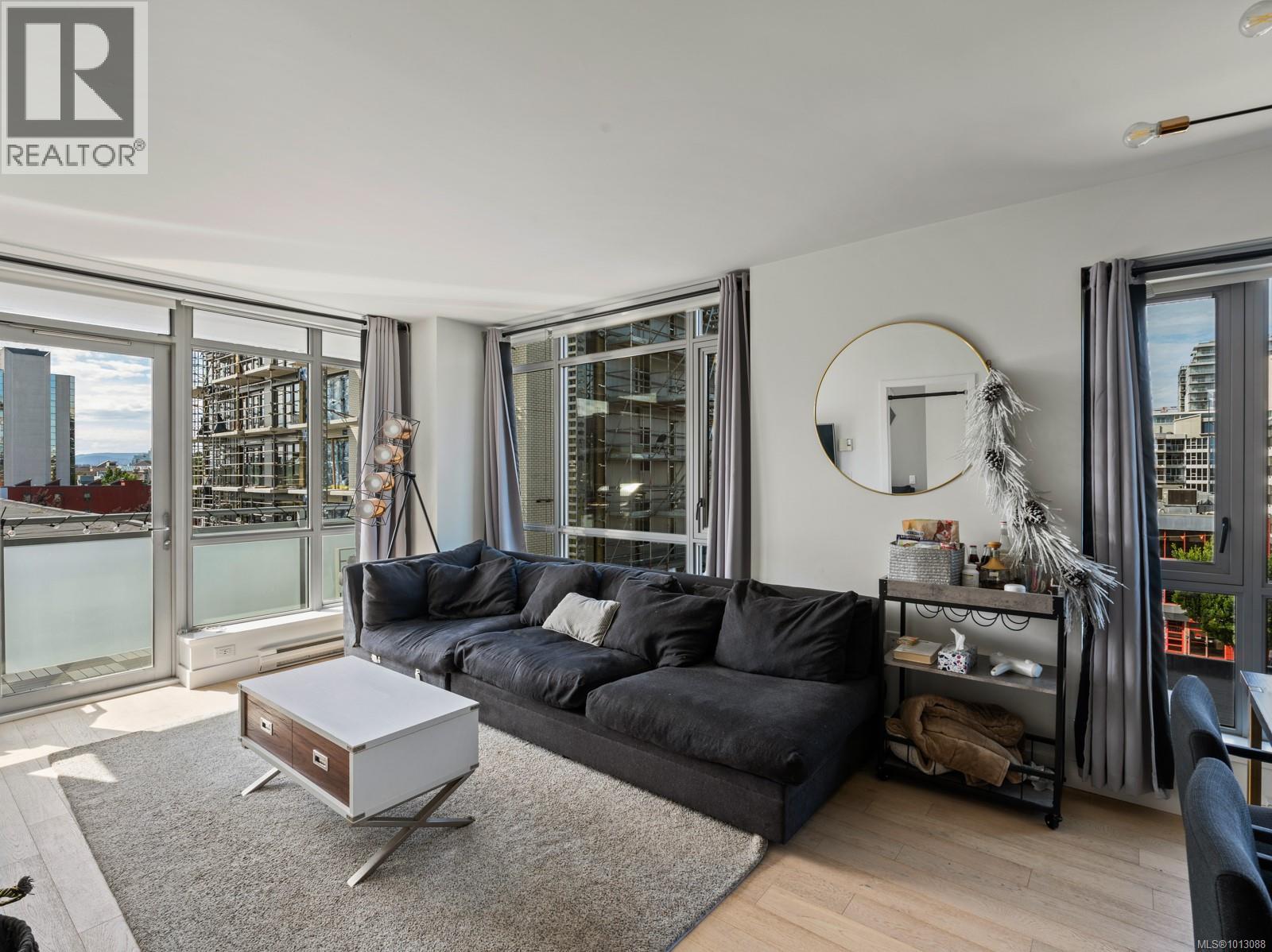 502 838 Broughton Street, Victoria