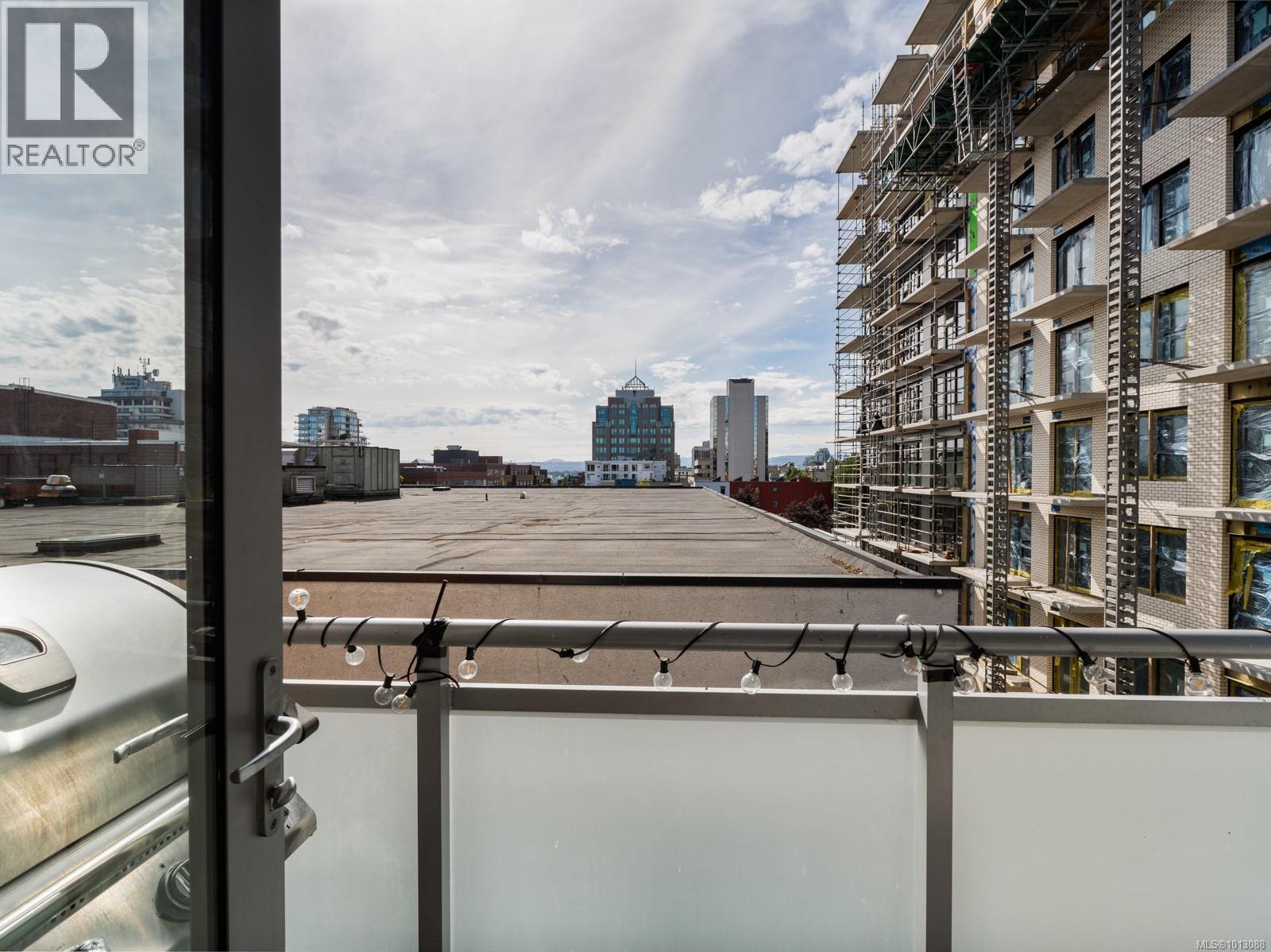 502 838 Broughton Street, Victoria