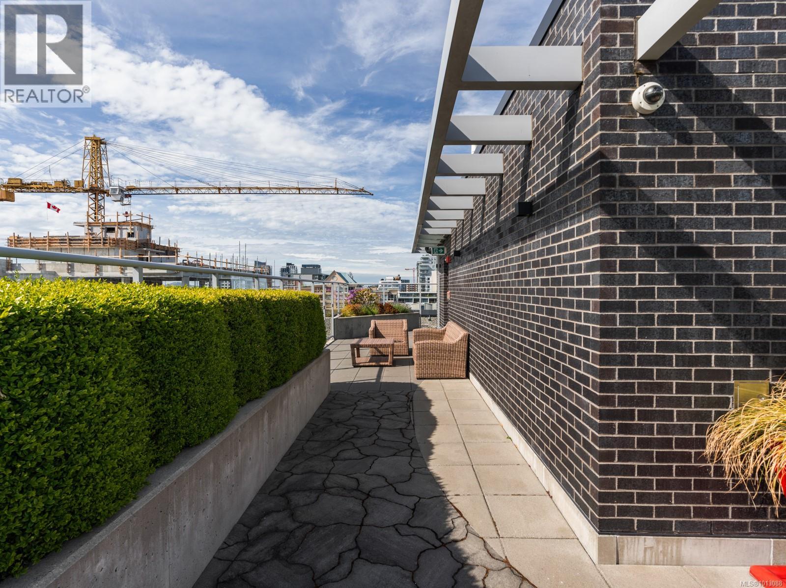502 838 Broughton Street, Victoria