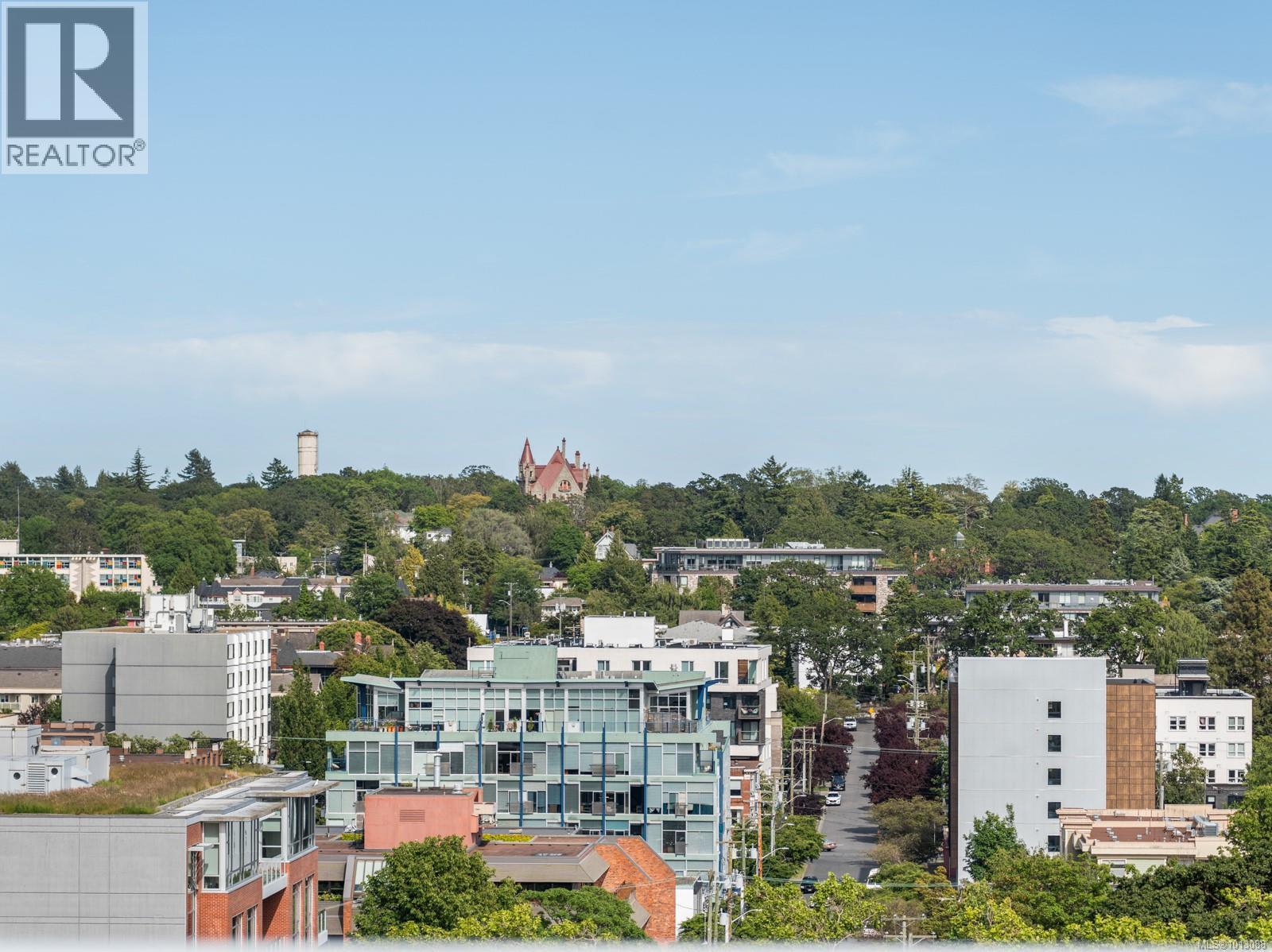 502 838 Broughton Street, Victoria