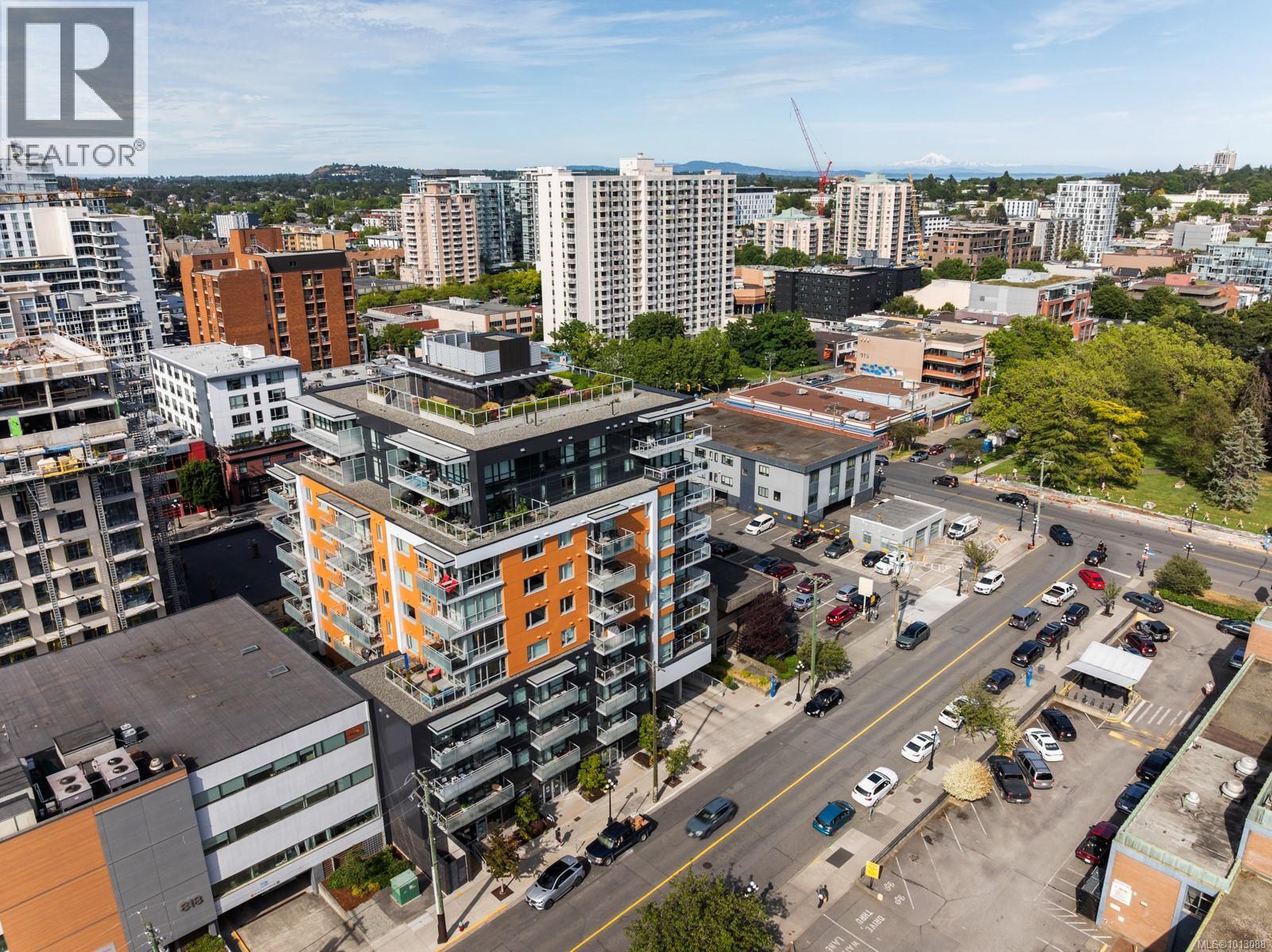 502 838 Broughton Street, Victoria