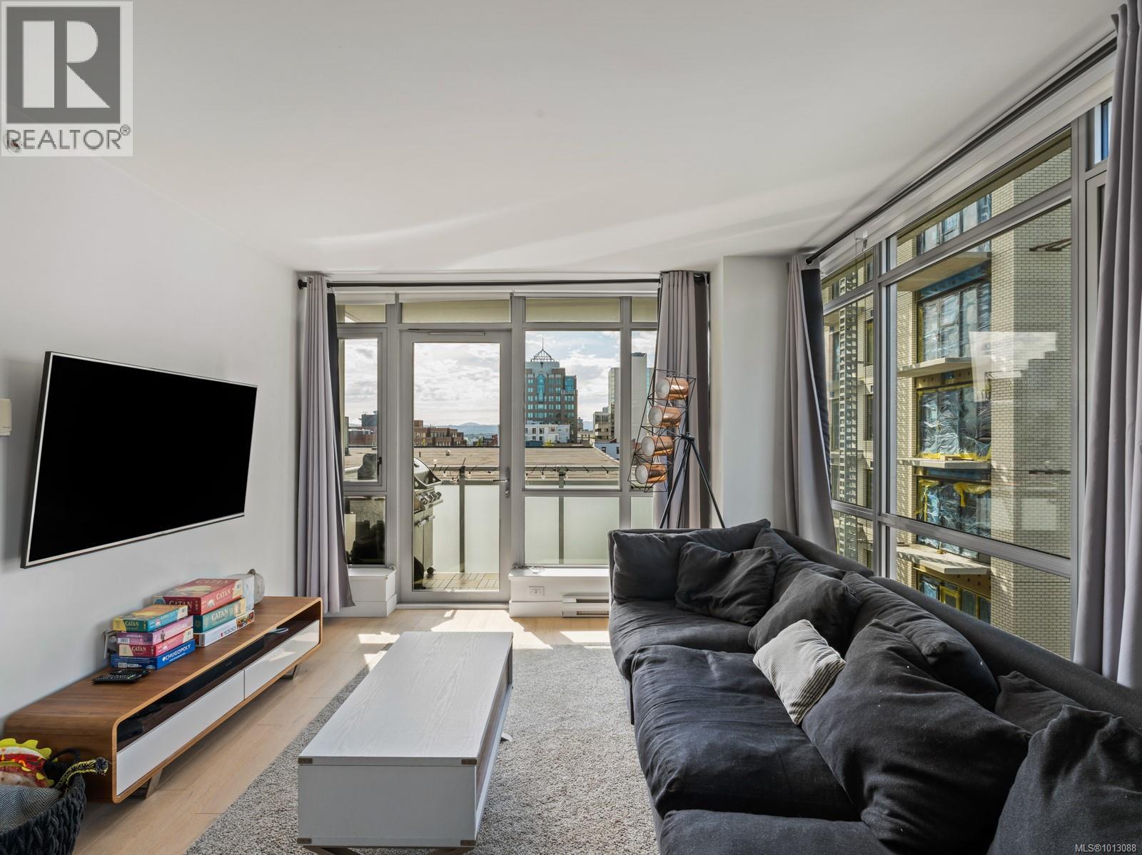 502 838 Broughton Street, Victoria