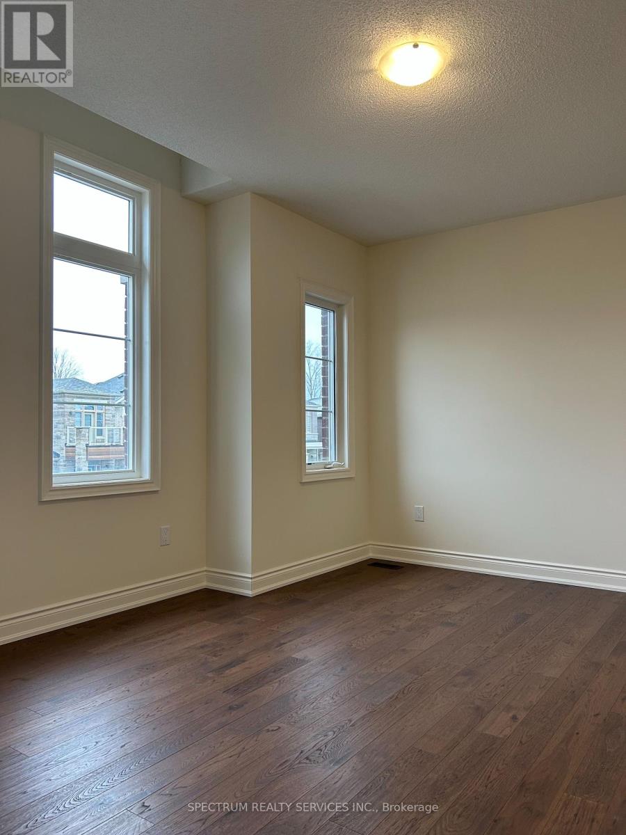 Photo 10 of 158 Attwater Drive, Cambridge ON