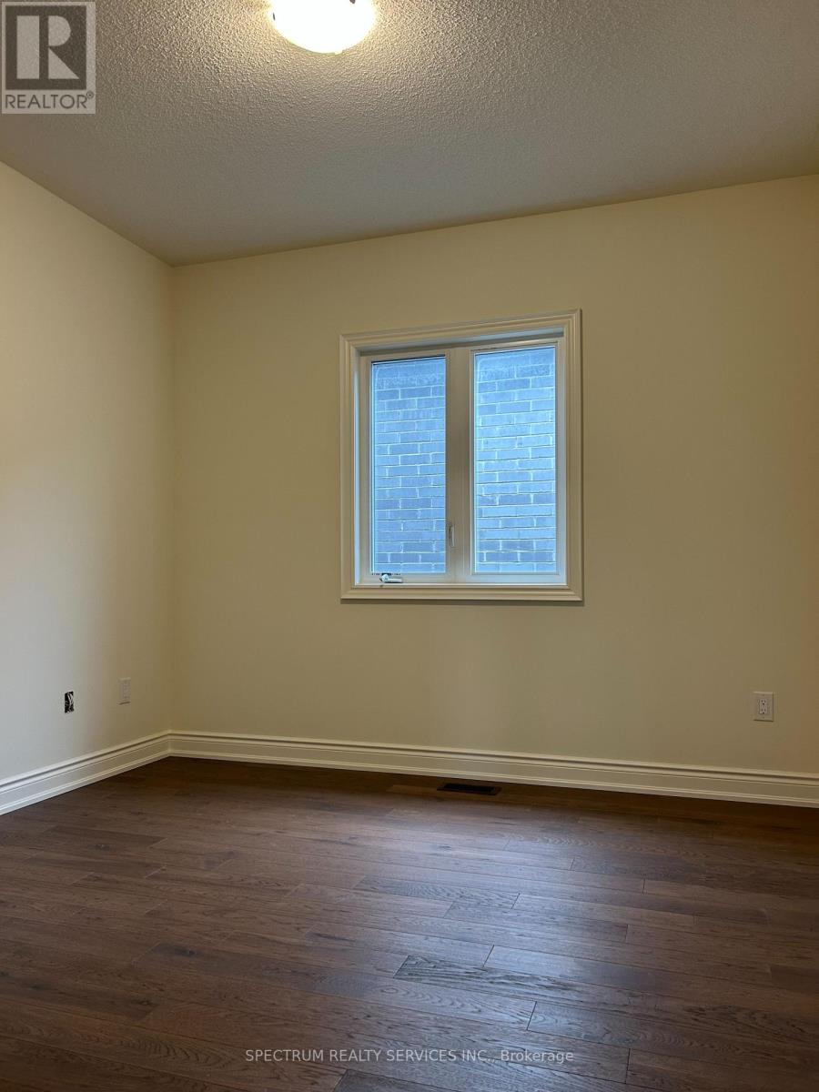 Photo 12 of 158 Attwater Drive, Cambridge ON
