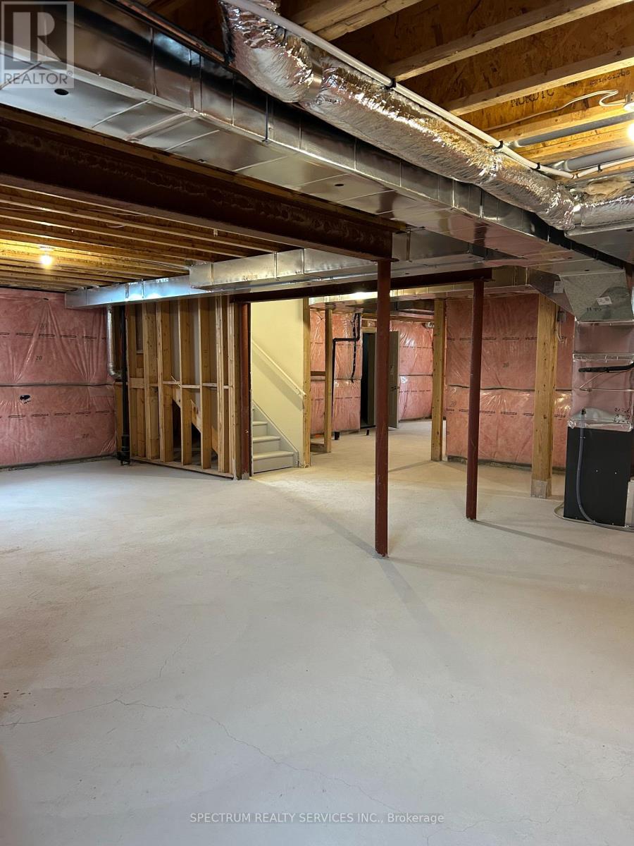 Photo 15 of 158 Attwater Drive, Cambridge ON