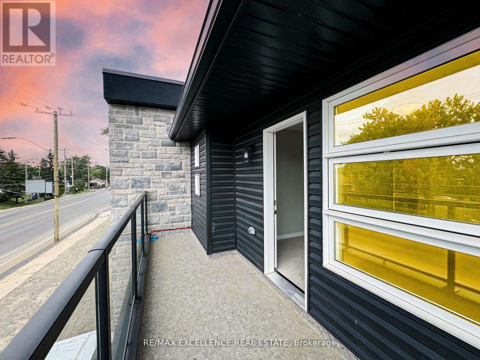 Photo 6 of 197 Southworth Street, Welland ON