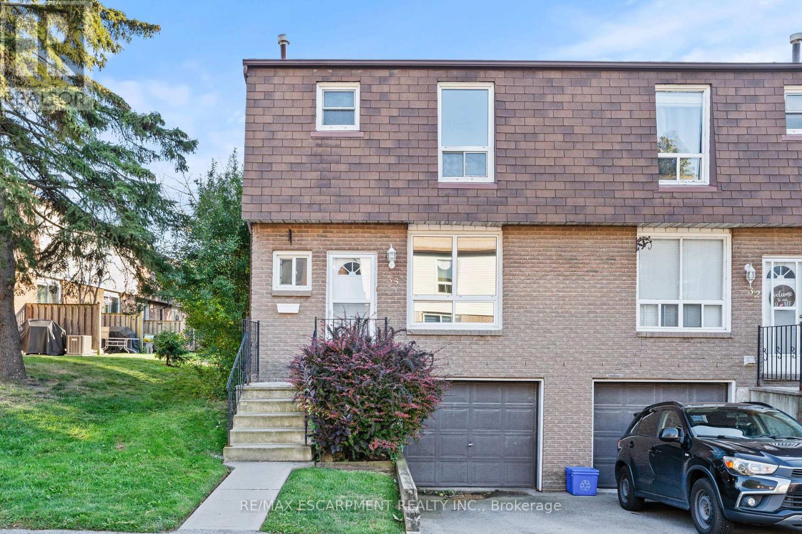 Photo 24 of 33 1301 Upper Gage Avenue, Hamilton ON