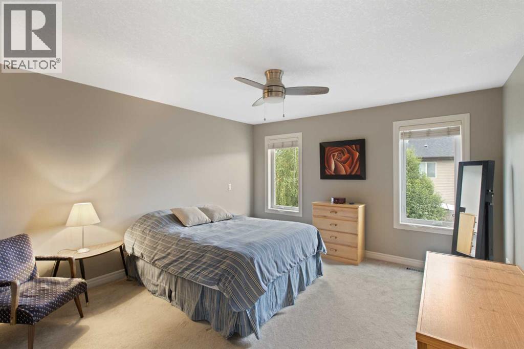Photo 17 of 161 Bridlerange Circle Sw, Calgary AB