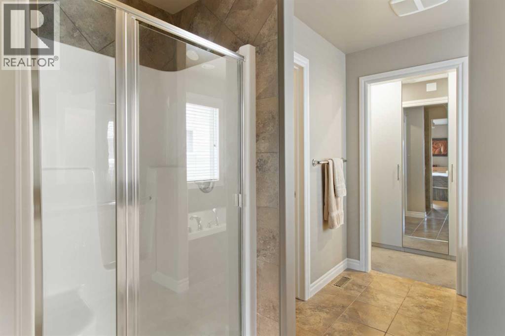 Photo 20 of 161 Bridlerange Circle Sw, Calgary AB