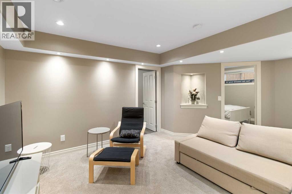 Photo 29 of 161 Bridlerange Circle Sw, Calgary AB