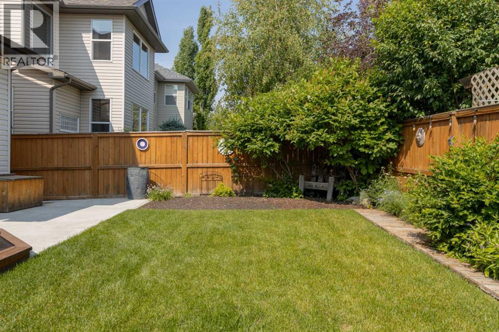 Photo 39 of 161 Bridlerange Circle Sw, Calgary AB