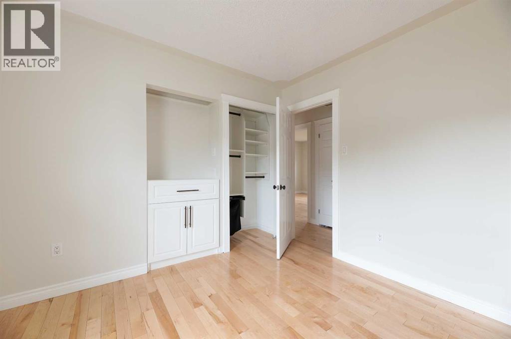 Photo 22 of 129 Caldwell Crescent, Fort Mcmurray AB