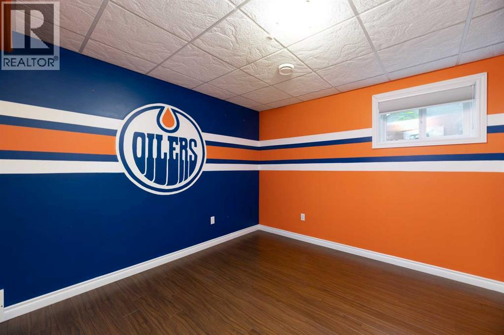 Photo 27 of 129 Caldwell Crescent, Fort Mcmurray AB