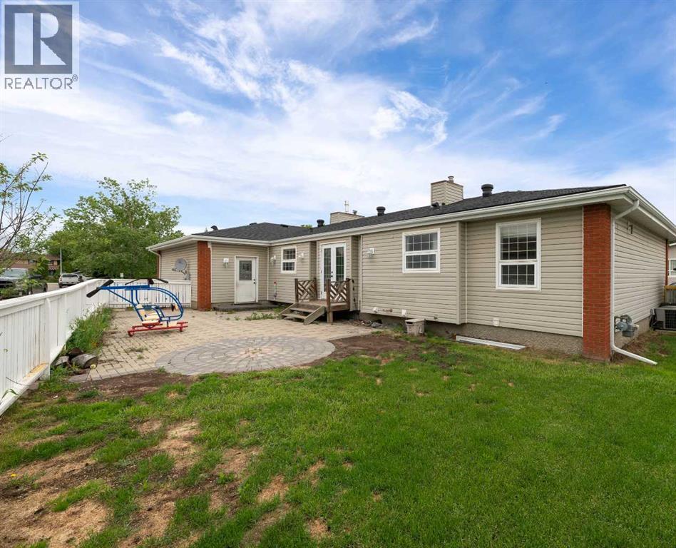 Photo 32 of 129 Caldwell Crescent, Fort Mcmurray AB