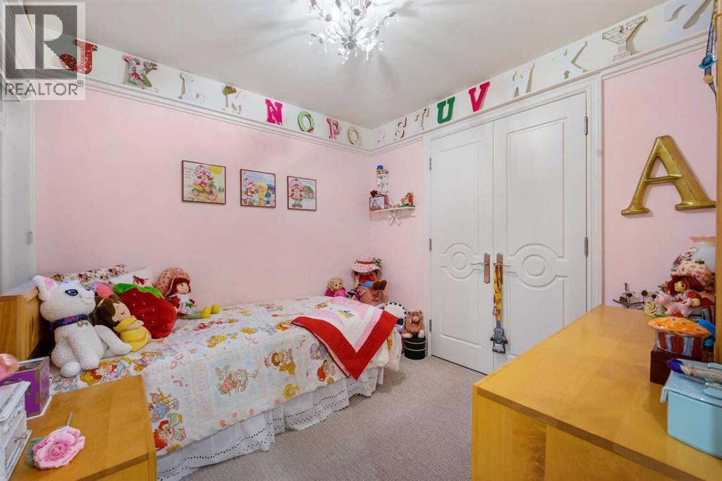 Photo 11 of 922 5 Street Nw, Calgary AB