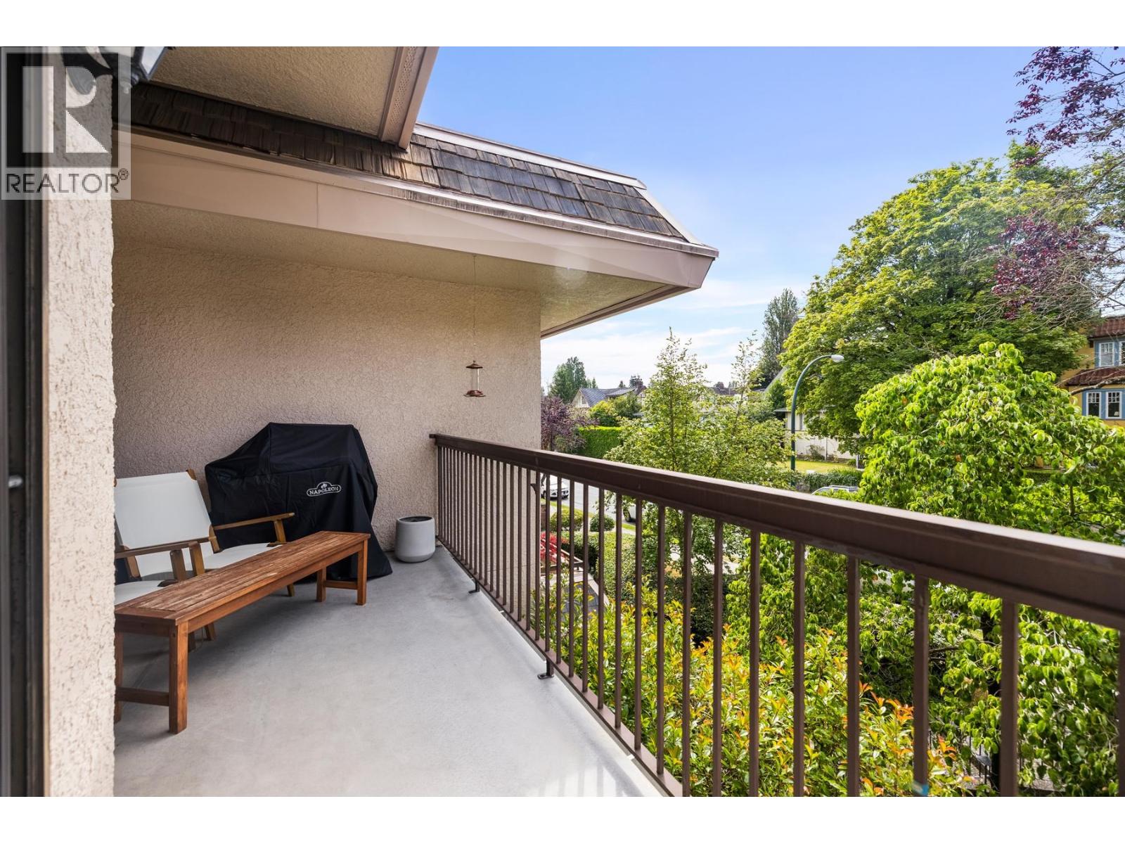 Photo 20 of 301 1235 W 15th Avenue, Vancouver BC