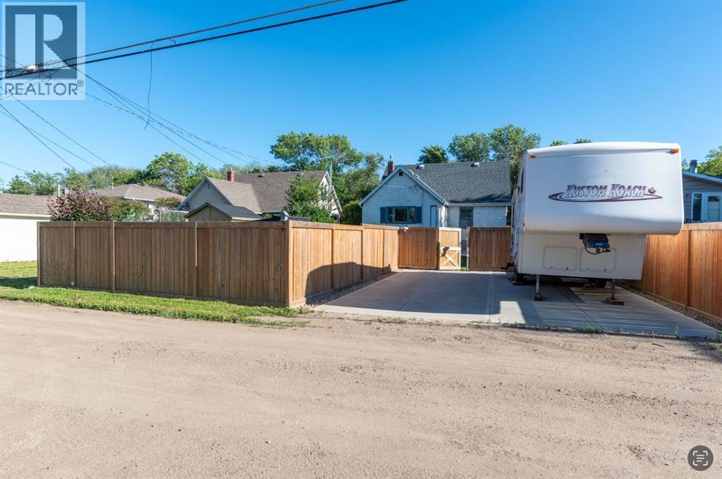 Photo 36 of 5412 50 Street, Lloydminster AB