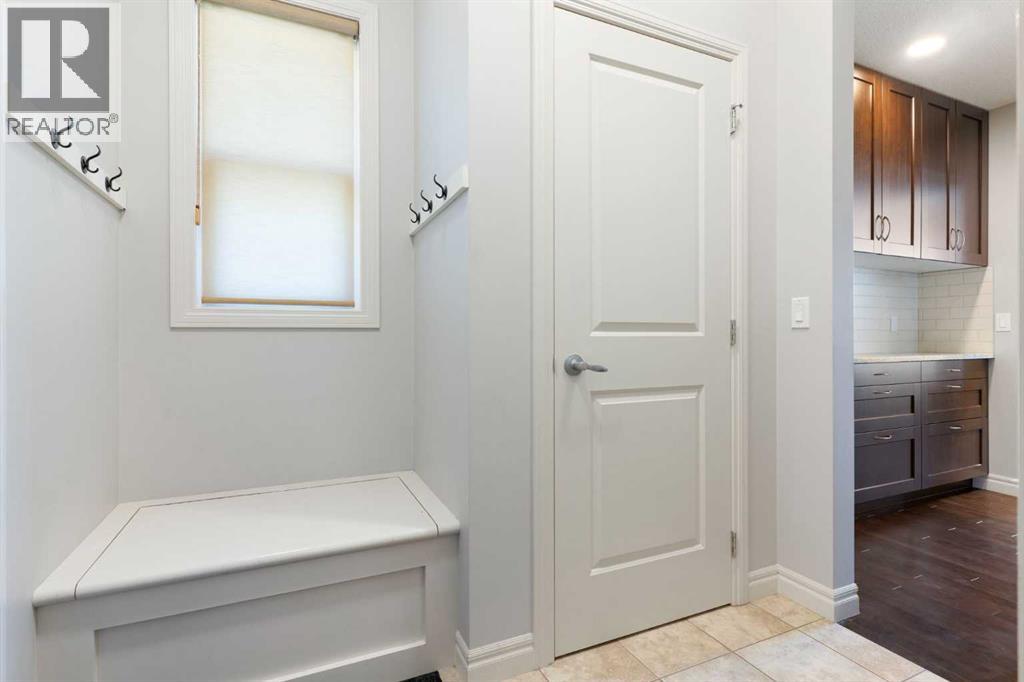 Photo 11 of 64 Sage Berry Road Nw, Calgary AB