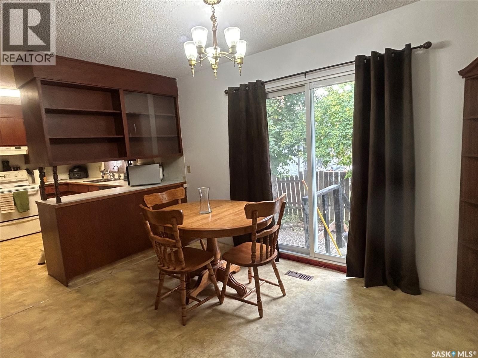 325 White STREET — photo 16