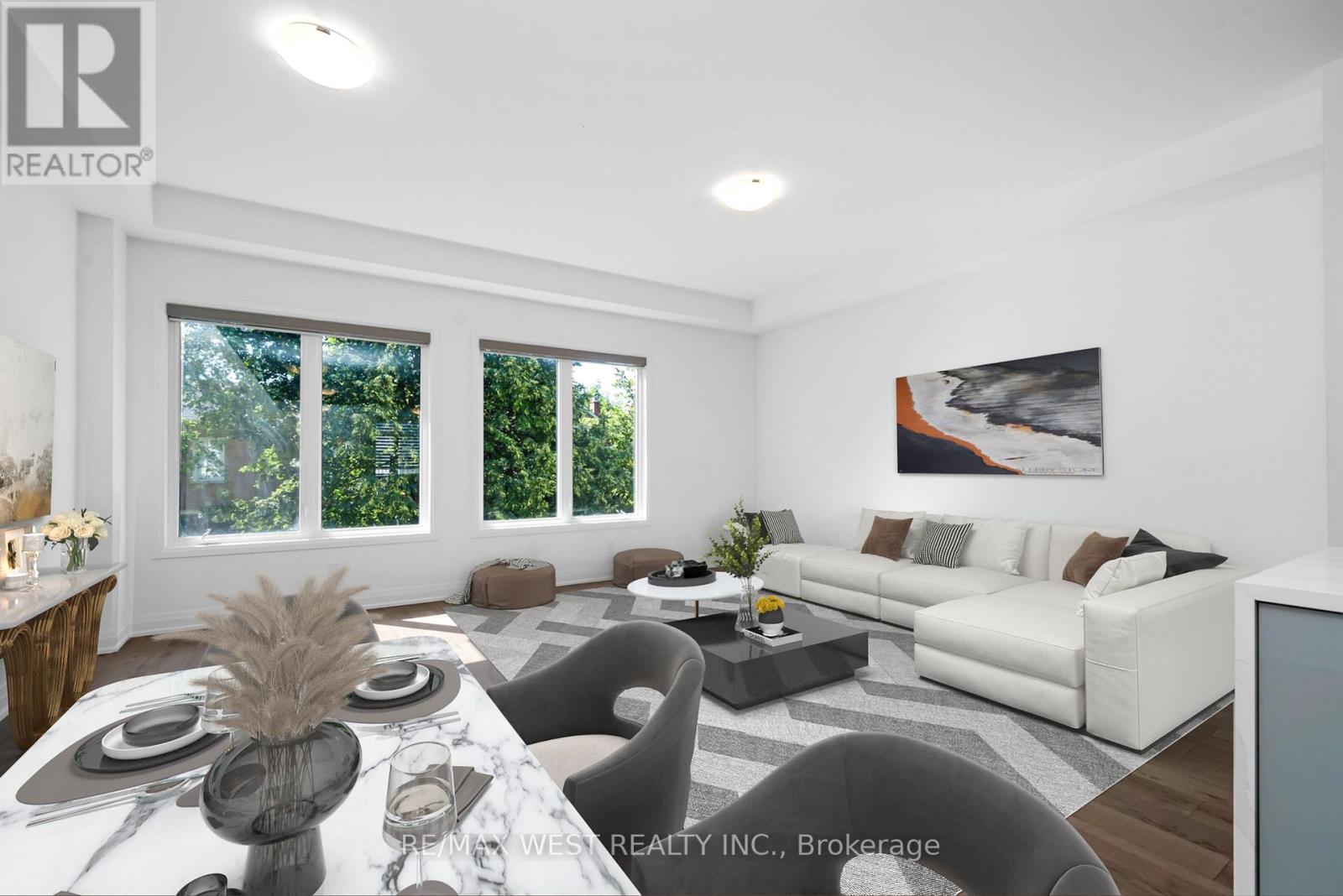 Photo 7 of 29 Direzze Court, Richmond Hill ON